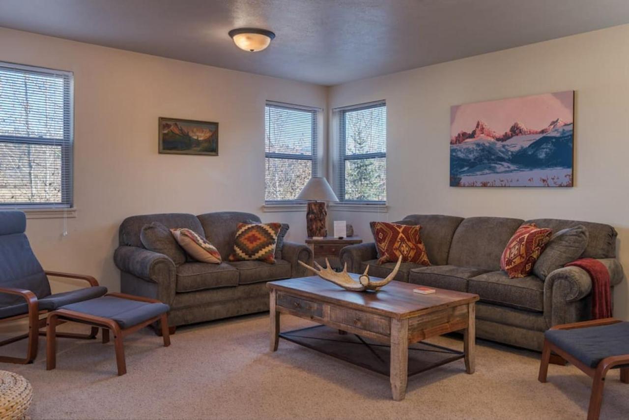 2 Bedroom Upstairs Condo With Ac In Victor, Id Zewnętrze zdjęcie