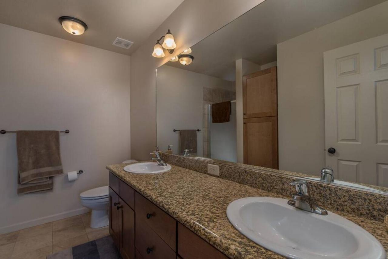 2 Bedroom Upstairs Condo With Ac In Victor, Id Zewnętrze zdjęcie